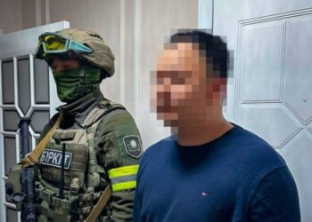 Взятки за экзамены на права: КНБ пресёк коррупцию в спецЦОНах по всей стране