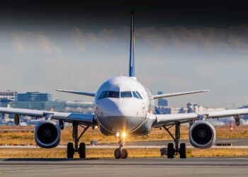 Air Astana приостанавливает рейсы на Ближний Восток