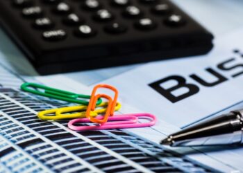 Депутат заявил о проблемах в допуске бизнеса к госзакупках