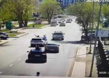 Свадебный беспредел: в Караганде машины из кортежа забрали на штрафстоянку