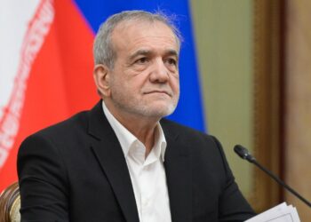 Мы не враждебны: президент Ирана обратился к народу США