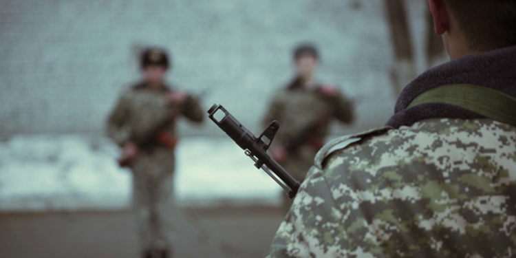 В Кыргызстане военнослужащий выстрелил в себя на погранпосту