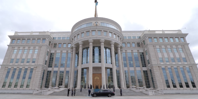 Токаев принял верительные грамоты послов четырёх стран