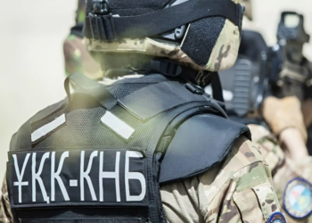 Сотрудники Комитета нацбезопасности задержали полицейских в Рудном