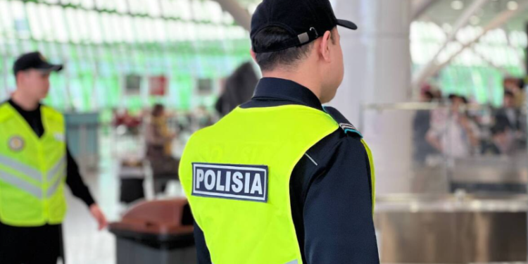 Мужчину арестовали за пьяный дебош в аэропорту Астаны
