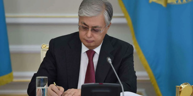 Президент подписал два новых закона
