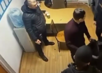 Полиция проверяет видео с участием бойцов СОБР в Атырау