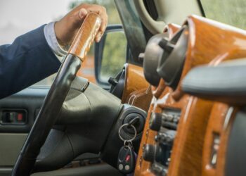 Почти 700 водителей в Алматы лишились прав за пьяное вождение (ВИДЕО)