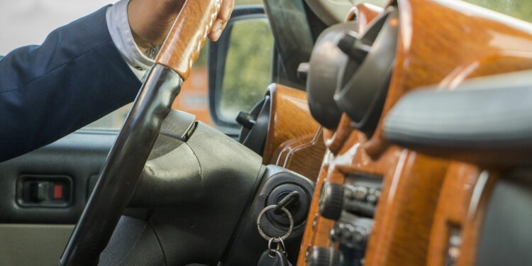 Почти 700 водителей в Алматы лишились прав за пьяное вождение (ВИДЕО)