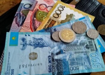 Алиментщики задолжали 18 млрд тенге: нужен ли Казахстану алиментный фонд для решения вопроса?