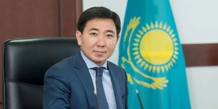 Прокурор запросил 6 лет тюрьмы для Жаксылыка Омара в ВКО