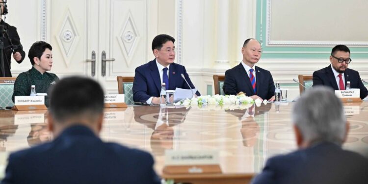 Казахстан и Монголия обсудили расширение сотрудничества