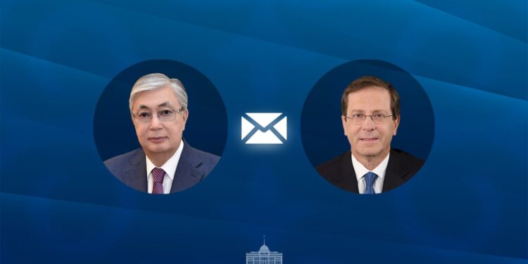 Токаев поздравил президента Израиля