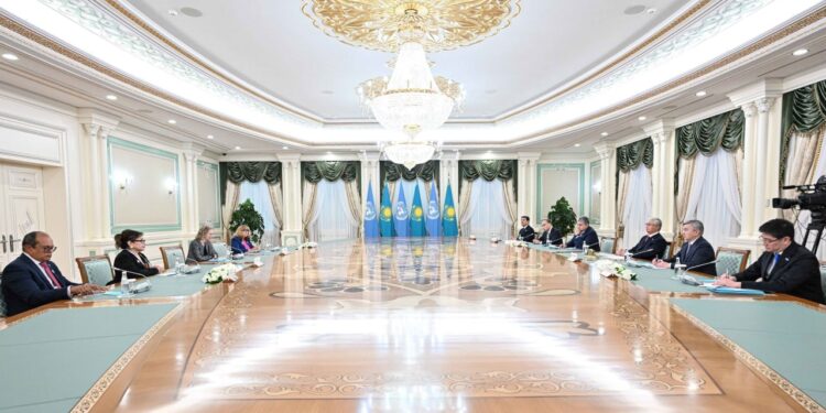 Токаев провёл встречу с руководителями международных экологических конвенций