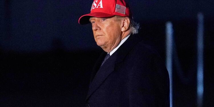 Он прав на 100%: Трамп ответил Си Цзиньпину на слова об упадке США