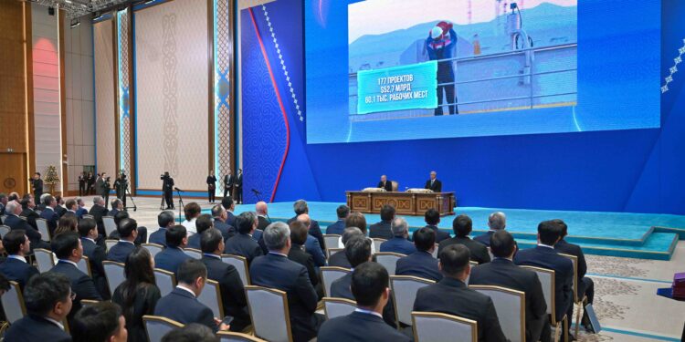 Токаеву и Путину презентовали ряд торгово-экономических проектов Казахстана и России