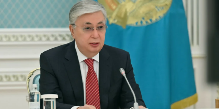 Токаев выразил соболезнования Си Цзиньпину