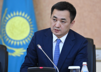 Айбек Дадебай встал у руля новой партии “Әділет”