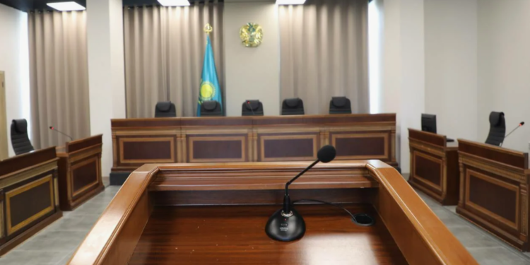 В Атырау начинается судебный процесс по делу об убийстве семьи