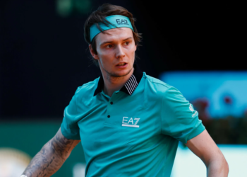Александр Бублик вышел в четвертьфинал турнира ATP 250 в Женеве