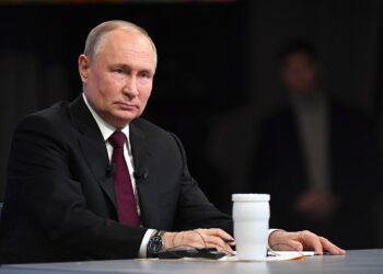 Война Украины с Россией: Путин объявил перемирие на День Победы