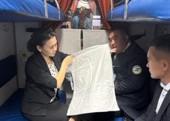 Наволочки и видеокамеры: в поездах Казахстана устроили большую проверку