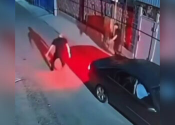 Попытка побега призывника попала на видео в Шымкенте