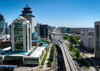 Вторую очередь LRT в Астане планируют протянуть до Косшы