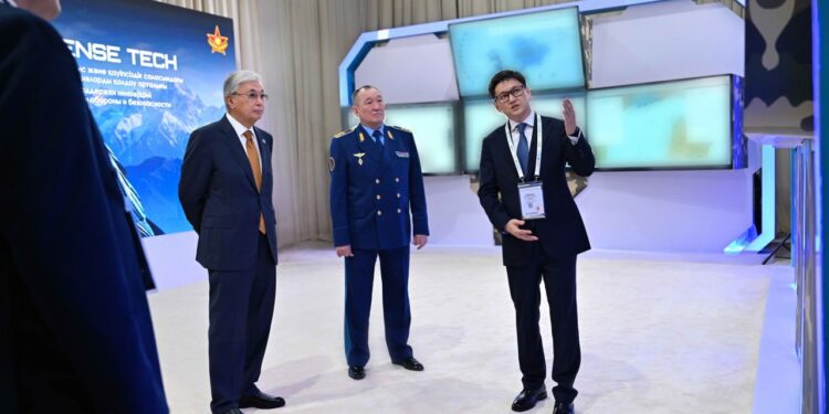Токаеву представили Центр поддержки инноваций в сфере обороны и безопасности Defense Tech