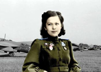 Более 300 боевых вылетов: 104 года исполнилось со дня рождения 1-й казахской лётчицы Хиуаз Доспановой
