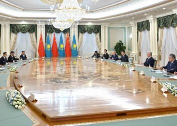 Токаев принял главу Постоянного комитета Всекитайского собрания народных представителей