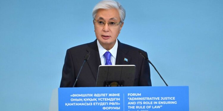 Токаев выступил на форуме по административной юстиции в Астане