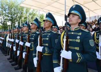 Лучшим выпускникам военных вузов впервые присвоено звание «старший лейтенант»