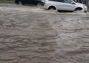 Актобе ушел под воду после рекордных ливней