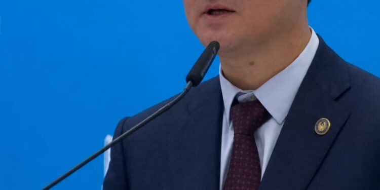 Полицейские не будут проводить специальные проверки в школах на выпускных