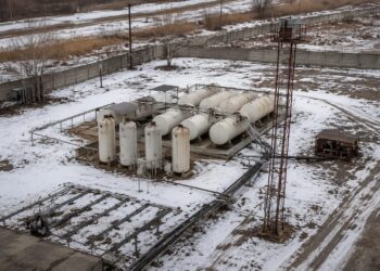 АФМ раскрыло схему вывоза бензина в Кыргызстан на 37 млрд тенге