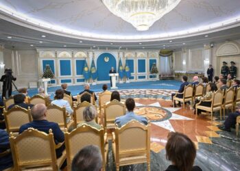 Президент: Журналистское сообщество стало соавтором Конституции