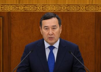 Смаилов предложил усилить контроль за бюджетом и Нацфондом
