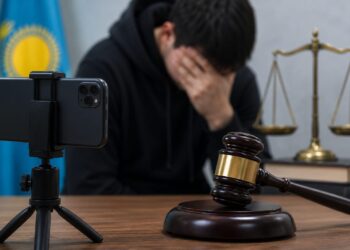 Блогер получил 15 суток ареста за нецензурное видео в Алматы