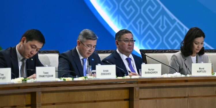 Токаев заявил о рекордном урожае зерновых в Казахстане