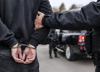 10 человек задержали в Аксу и Экибастузе по подозрению в вымогательствах