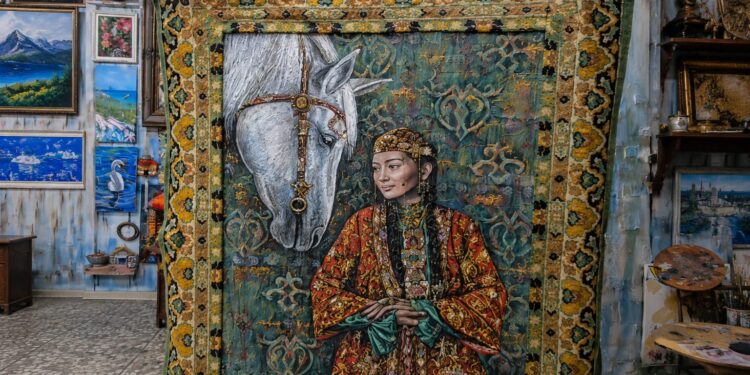Работа художницы из Актау, посвящённая казахской культуре, восхитила Казнет