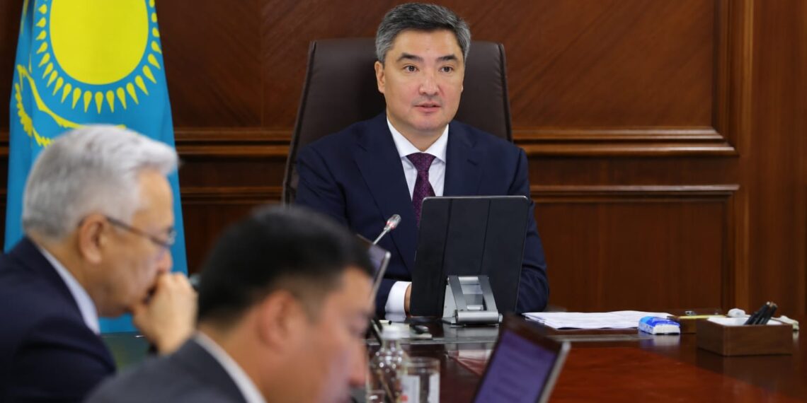 Бектенов отчитал акимов и Министерство водных ресурсов за задержки проектов на 3,2 трлн тенге