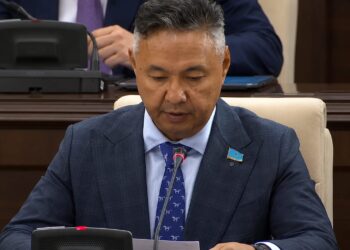 «Ак Жол» раскритиковал отчет правительства за 2025 год: Нацфонд, долги, квазигоссектор и бюджетные дисбалансы