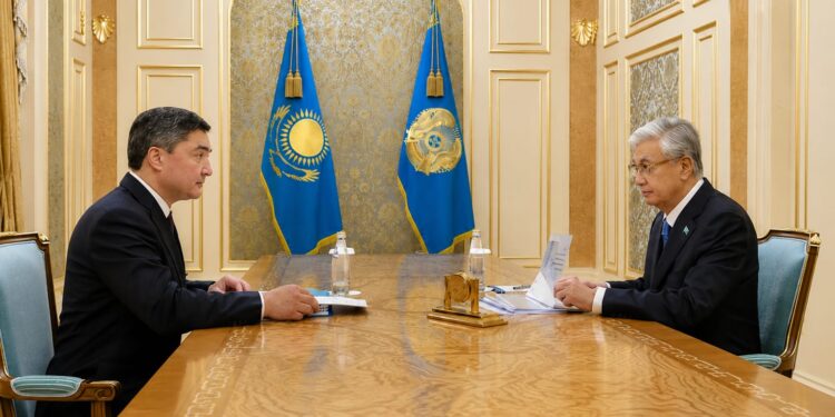 Токаев заслушал отчет Бектенова: рост ВВП, второй аэропорт Астаны и масштабное строительство