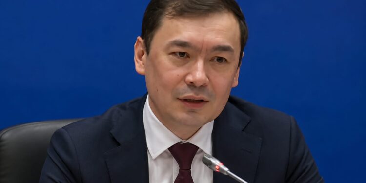 Вице-министр объяснил рост доходов на 0,1%