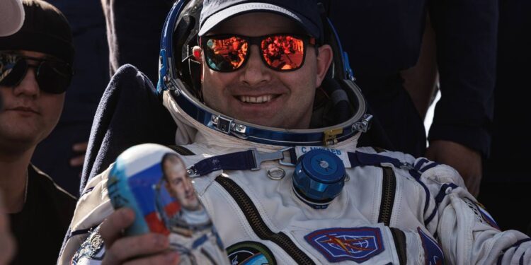 Корабль «Союз МС-28» с международным экипажем успешно приземлился под Жезказганом