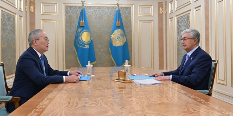 Токаев заслушал отчет главы АФМ: завершены почти 500 расследований
