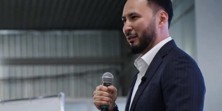 Respublica продлила полномочия Айдарбека Ходжаназарова