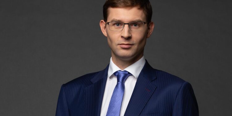 Тимур Турлов официально претендует на пост президента FIDE